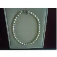 Neklace White Pearl